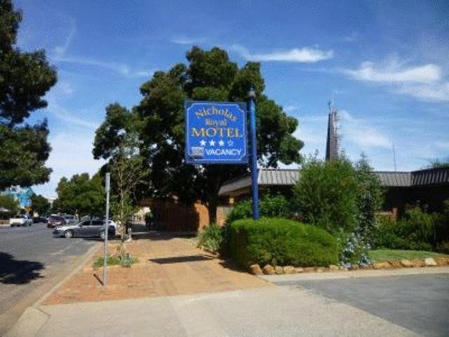 Nicholas Royal Motel - No Pets Allowed Hay Exterior foto